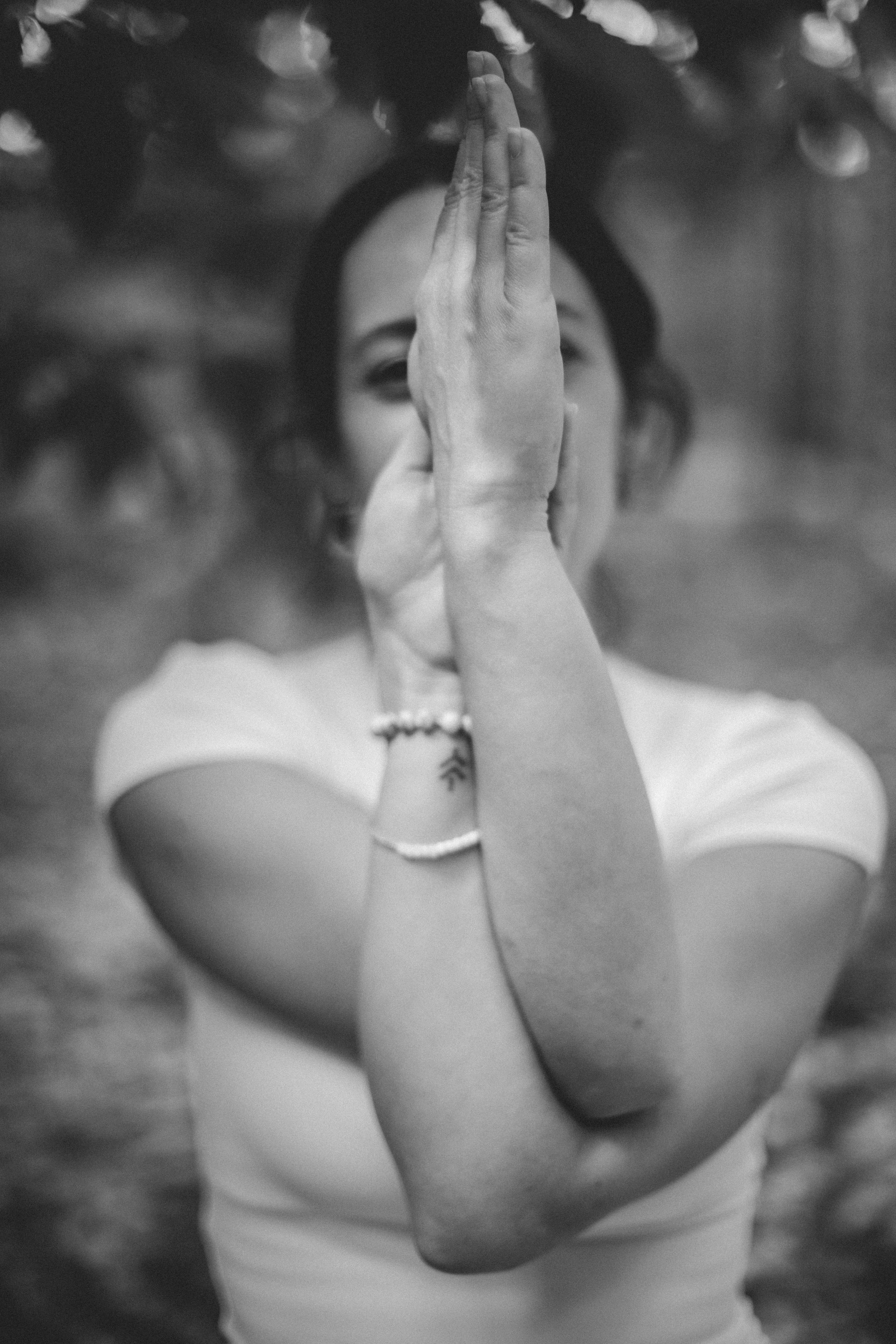 Rachel, instructrice de yoga et masseuse professionnelle à Langueux - 15 ans d'expérience en bien-être